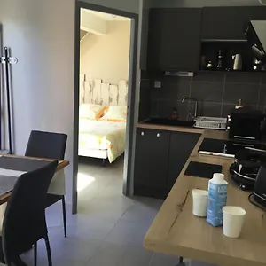 https://lo-pastre-luxueux-t2.midi-pyreneeshotels.com