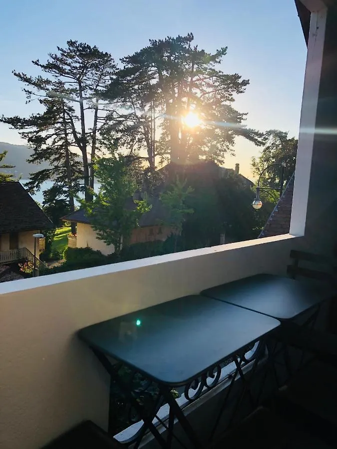 Le grand duplex du lac Veyrier-du-Lac